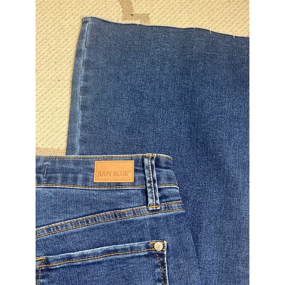 JUDY BLUE HIGH WAIST TUMMY CONTROL FLARE JEANS Raw hem, size 7/28, MSRP $89 - Picture 15 of 15